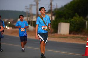 BIB: 8844
                            <button type="button" onclick="openModal(3186923)" class="btn btn-primary btn-sm float-right btn-popup" data-toggle="modal" data-target=".modal-high-quality">
                        <i class="fas fa-shopping-cart"></i> Add to Cart
                    </button>
                                            <button type="button" onclick="isThisMe(3186923, true)" class="btn btn-success btn-sm float-right btn-popup btn-isme hidden" data-toggle="tooltip" data-placement="bottom" title="นี่คือรูปของคุณใช่ไหม คลิกที่นี่เพื่อเอาเข้าอัลบั้ม">
                        <i class="fas fa-plus"></i> Add to album
                    </button>
                    <button type="button" onclick="isThisMe(3186923, false)" class="btn btn-warning btn-sm float-right btn-popup btn-isnotme hidden">
                        <i class="fas fa-ban"></i> Remove from album
                    </button>