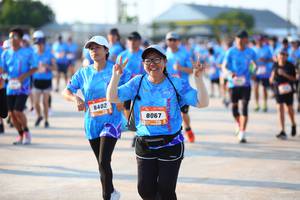 BIB: 8402, 8067
                            <button type="button" onclick="openModal(3155733)" class="btn btn-primary btn-sm float-right btn-popup" data-toggle="modal" data-target=".modal-high-quality">
                        <i class="fas fa-shopping-cart"></i> Add to Cart
                    </button>
                                            <button type="button" onclick="isThisMe(3155733, true)" class="btn btn-success btn-sm float-right btn-popup btn-isme hidden" data-toggle="tooltip" data-placement="bottom" title="นี่คือรูปของคุณใช่ไหม คลิกที่นี่เพื่อเอาเข้าอัลบั้ม">
                        <i class="fas fa-plus"></i> Add to album
                    </button>
                    <button type="button" onclick="isThisMe(3155733, false)" class="btn btn-warning btn-sm float-right btn-popup btn-isnotme hidden">
                        <i class="fas fa-ban"></i> Remove from album
                    </button>