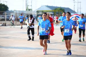 BIB: 450, 472
                            <button type="button" onclick="openModal(3152688)" class="btn btn-primary btn-sm float-right btn-popup" data-toggle="modal" data-target=".modal-high-quality">
                        <i class="fas fa-shopping-cart"></i> Add to Cart
                    </button>
                                            <button type="button" onclick="isThisMe(3152688, true)" class="btn btn-success btn-sm float-right btn-popup btn-isme hidden" data-toggle="tooltip" data-placement="bottom" title="นี่คือรูปของคุณใช่ไหม คลิกที่นี่เพื่อเอาเข้าอัลบั้ม">
                        <i class="fas fa-plus"></i> Add to album
                    </button>
                    <button type="button" onclick="isThisMe(3152688, false)" class="btn btn-warning btn-sm float-right btn-popup btn-isnotme hidden">
                        <i class="fas fa-ban"></i> Remove from album
                    </button>