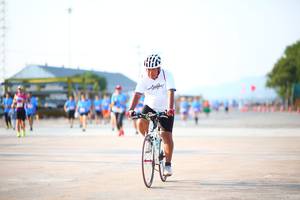 BIB: 
                            <button type="button" onclick="openModal(3159240)" class="btn btn-primary btn-sm float-right btn-popup" data-toggle="modal" data-target=".modal-high-quality">
                        <i class="fas fa-shopping-cart"></i> Add to Cart
                    </button>
                                            <button type="button" onclick="isThisMe(3159240, true)" class="btn btn-success btn-sm float-right btn-popup btn-isme hidden" data-toggle="tooltip" data-placement="bottom" title="นี่คือรูปของคุณใช่ไหม คลิกที่นี่เพื่อเอาเข้าอัลบั้ม">
                        <i class="fas fa-plus"></i> Add to album
                    </button>
                    <button type="button" onclick="isThisMe(3159240, false)" class="btn btn-warning btn-sm float-right btn-popup btn-isnotme hidden">
                        <i class="fas fa-ban"></i> Remove from album
                    </button>