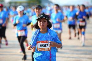 BIB: 8587
                            <button type="button" onclick="openModal(3156873)" class="btn btn-primary btn-sm float-right btn-popup" data-toggle="modal" data-target=".modal-high-quality">
                        <i class="fas fa-shopping-cart"></i> Add to Cart
                    </button>
                                            <button type="button" onclick="isThisMe(3156873, true)" class="btn btn-success btn-sm float-right btn-popup btn-isme hidden" data-toggle="tooltip" data-placement="bottom" title="นี่คือรูปของคุณใช่ไหม คลิกที่นี่เพื่อเอาเข้าอัลบั้ม">
                        <i class="fas fa-plus"></i> Add to album
                    </button>
                    <button type="button" onclick="isThisMe(3156873, false)" class="btn btn-warning btn-sm float-right btn-popup btn-isnotme hidden">
                        <i class="fas fa-ban"></i> Remove from album
                    </button>