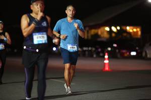 BIB: 925, 714, 6935
                            <button type="button" onclick="openModal(3191001)" class="btn btn-primary btn-sm float-right btn-popup" data-toggle="modal" data-target=".modal-high-quality">
                        <i class="fas fa-shopping-cart"></i> Add to Cart
                    </button>
                                            <button type="button" onclick="isThisMe(3191001, true)" class="btn btn-success btn-sm float-right btn-popup btn-isme hidden" data-toggle="tooltip" data-placement="bottom" title="นี่คือรูปของคุณใช่ไหม คลิกที่นี่เพื่อเอาเข้าอัลบั้ม">
                        <i class="fas fa-plus"></i> Add to album
                    </button>
                    <button type="button" onclick="isThisMe(3191001, false)" class="btn btn-warning btn-sm float-right btn-popup btn-isnotme hidden">
                        <i class="fas fa-ban"></i> Remove from album
                    </button>