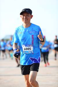 BIB: 6005
                            <button type="button" onclick="openModal(3101697)" class="btn btn-primary btn-sm float-right btn-popup" data-toggle="modal" data-target=".modal-high-quality">
                        <i class="fas fa-shopping-cart"></i> Add to Cart
                    </button>
                                            <button type="button" onclick="isThisMe(3101697, true)" class="btn btn-success btn-sm float-right btn-popup btn-isme hidden" data-toggle="tooltip" data-placement="bottom" title="นี่คือรูปของคุณใช่ไหม คลิกที่นี่เพื่อเอาเข้าอัลบั้ม">
                        <i class="fas fa-plus"></i> Add to album
                    </button>
                    <button type="button" onclick="isThisMe(3101697, false)" class="btn btn-warning btn-sm float-right btn-popup btn-isnotme hidden">
                        <i class="fas fa-ban"></i> Remove from album
                    </button>