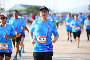 BIB: 8128, 9209
                            <button type="button" onclick="openModal(3155387)" class="btn btn-primary btn-sm float-right btn-popup" data-toggle="modal" data-target=".modal-high-quality">
                        <i class="fas fa-shopping-cart"></i> Add to Cart
                    </button>
                                            <button type="button" onclick="isThisMe(3155387, true)" class="btn btn-success btn-sm float-right btn-popup btn-isme hidden" data-toggle="tooltip" data-placement="bottom" title="นี่คือรูปของคุณใช่ไหม คลิกที่นี่เพื่อเอาเข้าอัลบั้ม">
                        <i class="fas fa-plus"></i> Add to album
                    </button>
                    <button type="button" onclick="isThisMe(3155387, false)" class="btn btn-warning btn-sm float-right btn-popup btn-isnotme hidden">
                        <i class="fas fa-ban"></i> Remove from album
                    </button>