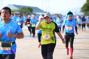 BIB: 5689
                            <button type="button" onclick="openModal(3155531)" class="btn btn-primary btn-sm float-right btn-popup" data-toggle="modal" data-target=".modal-high-quality">
                        <i class="fas fa-shopping-cart"></i> Add to Cart
                    </button>
                                            <button type="button" onclick="isThisMe(3155531, true)" class="btn btn-success btn-sm float-right btn-popup btn-isme hidden" data-toggle="tooltip" data-placement="bottom" title="นี่คือรูปของคุณใช่ไหม คลิกที่นี่เพื่อเอาเข้าอัลบั้ม">
                        <i class="fas fa-plus"></i> Add to album
                    </button>
                    <button type="button" onclick="isThisMe(3155531, false)" class="btn btn-warning btn-sm float-right btn-popup btn-isnotme hidden">
                        <i class="fas fa-ban"></i> Remove from album
                    </button>