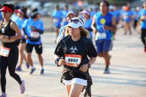 BIB: 8800
                            <button type="button" onclick="openModal(3156493)" class="btn btn-primary btn-sm float-right btn-popup" data-toggle="modal" data-target=".modal-high-quality">
                        <i class="fas fa-shopping-cart"></i> Add to Cart
                    </button>
                                            <button type="button" onclick="isThisMe(3156493, true)" class="btn btn-success btn-sm float-right btn-popup btn-isme hidden" data-toggle="tooltip" data-placement="bottom" title="นี่คือรูปของคุณใช่ไหม คลิกที่นี่เพื่อเอาเข้าอัลบั้ม">
                        <i class="fas fa-plus"></i> Add to album
                    </button>
                    <button type="button" onclick="isThisMe(3156493, false)" class="btn btn-warning btn-sm float-right btn-popup btn-isnotme hidden">
                        <i class="fas fa-ban"></i> Remove from album
                    </button>