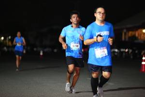 BIB: 6730
                            <button type="button" onclick="openModal(3190487)" class="btn btn-primary btn-sm float-right btn-popup" data-toggle="modal" data-target=".modal-high-quality">
                        <i class="fas fa-shopping-cart"></i> Add to Cart
                    </button>
                                            <button type="button" onclick="isThisMe(3190487, true)" class="btn btn-success btn-sm float-right btn-popup btn-isme hidden" data-toggle="tooltip" data-placement="bottom" title="นี่คือรูปของคุณใช่ไหม คลิกที่นี่เพื่อเอาเข้าอัลบั้ม">
                        <i class="fas fa-plus"></i> Add to album
                    </button>
                    <button type="button" onclick="isThisMe(3190487, false)" class="btn btn-warning btn-sm float-right btn-popup btn-isnotme hidden">
                        <i class="fas fa-ban"></i> Remove from album
                    </button>