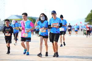 BIB: 8839, 883, 9541
                            <button type="button" onclick="openModal(3158566)" class="btn btn-primary btn-sm float-right btn-popup" data-toggle="modal" data-target=".modal-high-quality">
                        <i class="fas fa-shopping-cart"></i> Add to Cart
                    </button>
                                            <button type="button" onclick="isThisMe(3158566, true)" class="btn btn-success btn-sm float-right btn-popup btn-isme hidden" data-toggle="tooltip" data-placement="bottom" title="นี่คือรูปของคุณใช่ไหม คลิกที่นี่เพื่อเอาเข้าอัลบั้ม">
                        <i class="fas fa-plus"></i> Add to album
                    </button>
                    <button type="button" onclick="isThisMe(3158566, false)" class="btn btn-warning btn-sm float-right btn-popup btn-isnotme hidden">
                        <i class="fas fa-ban"></i> Remove from album
                    </button>