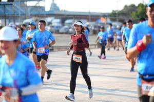 BIB: 869
                            <button type="button" onclick="openModal(3155629)" class="btn btn-primary btn-sm float-right btn-popup" data-toggle="modal" data-target=".modal-high-quality">
                        <i class="fas fa-shopping-cart"></i> Add to Cart
                    </button>
                                            <button type="button" onclick="isThisMe(3155629, true)" class="btn btn-success btn-sm float-right btn-popup btn-isme hidden" data-toggle="tooltip" data-placement="bottom" title="นี่คือรูปของคุณใช่ไหม คลิกที่นี่เพื่อเอาเข้าอัลบั้ม">
                        <i class="fas fa-plus"></i> Add to album
                    </button>
                    <button type="button" onclick="isThisMe(3155629, false)" class="btn btn-warning btn-sm float-right btn-popup btn-isnotme hidden">
                        <i class="fas fa-ban"></i> Remove from album
                    </button>