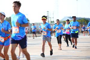 BIB: 8192
                            <button type="button" onclick="openModal(3154050)" class="btn btn-primary btn-sm float-right btn-popup" data-toggle="modal" data-target=".modal-high-quality">
                        <i class="fas fa-shopping-cart"></i> Add to Cart
                    </button>
                                            <button type="button" onclick="isThisMe(3154050, true)" class="btn btn-success btn-sm float-right btn-popup btn-isme hidden" data-toggle="tooltip" data-placement="bottom" title="นี่คือรูปของคุณใช่ไหม คลิกที่นี่เพื่อเอาเข้าอัลบั้ม">
                        <i class="fas fa-plus"></i> Add to album
                    </button>
                    <button type="button" onclick="isThisMe(3154050, false)" class="btn btn-warning btn-sm float-right btn-popup btn-isnotme hidden">
                        <i class="fas fa-ban"></i> Remove from album
                    </button>