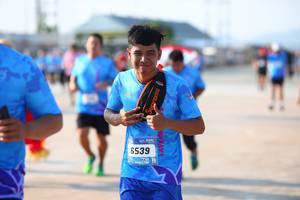 BIB: 639
                            <button type="button" onclick="openModal(3152735)" class="btn btn-primary btn-sm float-right btn-popup" data-toggle="modal" data-target=".modal-high-quality">
                        <i class="fas fa-shopping-cart"></i> Add to Cart
                    </button>
                                            <button type="button" onclick="isThisMe(3152735, true)" class="btn btn-success btn-sm float-right btn-popup btn-isme hidden" data-toggle="tooltip" data-placement="bottom" title="นี่คือรูปของคุณใช่ไหม คลิกที่นี่เพื่อเอาเข้าอัลบั้ม">
                        <i class="fas fa-plus"></i> Add to album
                    </button>
                    <button type="button" onclick="isThisMe(3152735, false)" class="btn btn-warning btn-sm float-right btn-popup btn-isnotme hidden">
                        <i class="fas fa-ban"></i> Remove from album
                    </button>