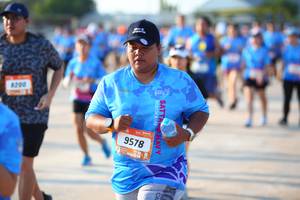 BIB: 200, 9578
                            <button type="button" onclick="openModal(3156437)" class="btn btn-primary btn-sm float-right btn-popup" data-toggle="modal" data-target=".modal-high-quality">
                        <i class="fas fa-shopping-cart"></i> Add to Cart
                    </button>
                                            <button type="button" onclick="isThisMe(3156437, true)" class="btn btn-success btn-sm float-right btn-popup btn-isme hidden" data-toggle="tooltip" data-placement="bottom" title="นี่คือรูปของคุณใช่ไหม คลิกที่นี่เพื่อเอาเข้าอัลบั้ม">
                        <i class="fas fa-plus"></i> Add to album
                    </button>
                    <button type="button" onclick="isThisMe(3156437, false)" class="btn btn-warning btn-sm float-right btn-popup btn-isnotme hidden">
                        <i class="fas fa-ban"></i> Remove from album
                    </button>