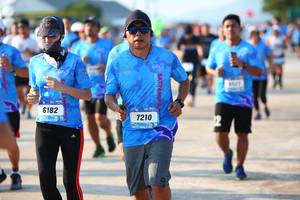 BIB: 6182, 7210
                            <button type="button" onclick="openModal(3109303)" class="btn btn-primary btn-sm float-right btn-popup" data-toggle="modal" data-target=".modal-high-quality">
                        <i class="fas fa-shopping-cart"></i> Add to Cart
                    </button>
                                            <button type="button" onclick="isThisMe(3109303, true)" class="btn btn-success btn-sm float-right btn-popup btn-isme hidden" data-toggle="tooltip" data-placement="bottom" title="นี่คือรูปของคุณใช่ไหม คลิกที่นี่เพื่อเอาเข้าอัลบั้ม">
                        <i class="fas fa-plus"></i> Add to album
                    </button>
                    <button type="button" onclick="isThisMe(3109303, false)" class="btn btn-warning btn-sm float-right btn-popup btn-isnotme hidden">
                        <i class="fas fa-ban"></i> Remove from album
                    </button>