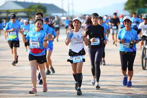 BIB: 6404, 352, 6725
                            <button type="button" onclick="openModal(3110226)" class="btn btn-primary btn-sm float-right btn-popup" data-toggle="modal" data-target=".modal-high-quality">
                        <i class="fas fa-shopping-cart"></i> Add to Cart
                    </button>
                                            <button type="button" onclick="isThisMe(3110226, true)" class="btn btn-success btn-sm float-right btn-popup btn-isme hidden" data-toggle="tooltip" data-placement="bottom" title="นี่คือรูปของคุณใช่ไหม คลิกที่นี่เพื่อเอาเข้าอัลบั้ม">
                        <i class="fas fa-plus"></i> Add to album
                    </button>
                    <button type="button" onclick="isThisMe(3110226, false)" class="btn btn-warning btn-sm float-right btn-popup btn-isnotme hidden">
                        <i class="fas fa-ban"></i> Remove from album
                    </button>