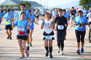 BIB: 6404, 6461, 6725
                            <button type="button" onclick="openModal(3110578)" class="btn btn-primary btn-sm float-right btn-popup" data-toggle="modal" data-target=".modal-high-quality">
                        <i class="fas fa-shopping-cart"></i> Add to Cart
                    </button>
                                            <button type="button" onclick="isThisMe(3110578, true)" class="btn btn-success btn-sm float-right btn-popup btn-isme hidden" data-toggle="tooltip" data-placement="bottom" title="นี่คือรูปของคุณใช่ไหม คลิกที่นี่เพื่อเอาเข้าอัลบั้ม">
                        <i class="fas fa-plus"></i> Add to album
                    </button>
                    <button type="button" onclick="isThisMe(3110578, false)" class="btn btn-warning btn-sm float-right btn-popup btn-isnotme hidden">
                        <i class="fas fa-ban"></i> Remove from album
                    </button>