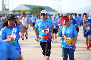 BIB: 8870, 8869
                            <button type="button" onclick="openModal(3157053)" class="btn btn-primary btn-sm float-right btn-popup" data-toggle="modal" data-target=".modal-high-quality">
                        <i class="fas fa-shopping-cart"></i> Add to Cart
                    </button>
                                            <button type="button" onclick="isThisMe(3157053, true)" class="btn btn-success btn-sm float-right btn-popup btn-isme hidden" data-toggle="tooltip" data-placement="bottom" title="นี่คือรูปของคุณใช่ไหม คลิกที่นี่เพื่อเอาเข้าอัลบั้ม">
                        <i class="fas fa-plus"></i> Add to album
                    </button>
                    <button type="button" onclick="isThisMe(3157053, false)" class="btn btn-warning btn-sm float-right btn-popup btn-isnotme hidden">
                        <i class="fas fa-ban"></i> Remove from album
                    </button>