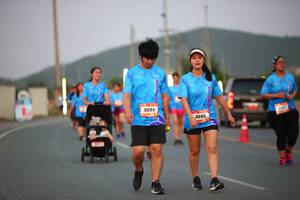 BIB: 9094, 9095
                            <button type="button" onclick="openModal(3186454)" class="btn btn-primary btn-sm float-right btn-popup" data-toggle="modal" data-target=".modal-high-quality">
                        <i class="fas fa-shopping-cart"></i> Add to Cart
                    </button>
                                            <button type="button" onclick="isThisMe(3186454, true)" class="btn btn-success btn-sm float-right btn-popup btn-isme hidden" data-toggle="tooltip" data-placement="bottom" title="นี่คือรูปของคุณใช่ไหม คลิกที่นี่เพื่อเอาเข้าอัลบั้ม">
                        <i class="fas fa-plus"></i> Add to album
                    </button>
                    <button type="button" onclick="isThisMe(3186454, false)" class="btn btn-warning btn-sm float-right btn-popup btn-isnotme hidden">
                        <i class="fas fa-ban"></i> Remove from album
                    </button>