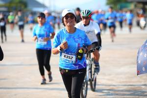 BIB: 6352
                            <button type="button" onclick="openModal(3110706)" class="btn btn-primary btn-sm float-right btn-popup" data-toggle="modal" data-target=".modal-high-quality">
                        <i class="fas fa-shopping-cart"></i> Add to Cart
                    </button>
                                            <button type="button" onclick="isThisMe(3110706, true)" class="btn btn-success btn-sm float-right btn-popup btn-isme hidden" data-toggle="tooltip" data-placement="bottom" title="นี่คือรูปของคุณใช่ไหม คลิกที่นี่เพื่อเอาเข้าอัลบั้ม">
                        <i class="fas fa-plus"></i> Add to album
                    </button>
                    <button type="button" onclick="isThisMe(3110706, false)" class="btn btn-warning btn-sm float-right btn-popup btn-isnotme hidden">
                        <i class="fas fa-ban"></i> Remove from album
                    </button>