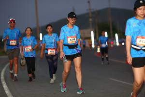 BIB: 8310, 842
                            <button type="button" onclick="openModal(3187628)" class="btn btn-primary btn-sm float-right btn-popup" data-toggle="modal" data-target=".modal-high-quality">
                        <i class="fas fa-shopping-cart"></i> Add to Cart
                    </button>
                                            <button type="button" onclick="isThisMe(3187628, true)" class="btn btn-success btn-sm float-right btn-popup btn-isme hidden" data-toggle="tooltip" data-placement="bottom" title="นี่คือรูปของคุณใช่ไหม คลิกที่นี่เพื่อเอาเข้าอัลบั้ม">
                        <i class="fas fa-plus"></i> Add to album
                    </button>
                    <button type="button" onclick="isThisMe(3187628, false)" class="btn btn-warning btn-sm float-right btn-popup btn-isnotme hidden">
                        <i class="fas fa-ban"></i> Remove from album
                    </button>