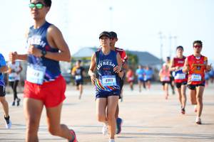 BIB: 6911
                            <button type="button" onclick="openModal(3099501)" class="btn btn-primary btn-sm float-right btn-popup" data-toggle="modal" data-target=".modal-high-quality">
                        <i class="fas fa-shopping-cart"></i> Add to Cart
                    </button>
                                            <button type="button" onclick="isThisMe(3099501, true)" class="btn btn-success btn-sm float-right btn-popup btn-isme hidden" data-toggle="tooltip" data-placement="bottom" title="นี่คือรูปของคุณใช่ไหม คลิกที่นี่เพื่อเอาเข้าอัลบั้ม">
                        <i class="fas fa-plus"></i> Add to album
                    </button>
                    <button type="button" onclick="isThisMe(3099501, false)" class="btn btn-warning btn-sm float-right btn-popup btn-isnotme hidden">
                        <i class="fas fa-ban"></i> Remove from album
                    </button>