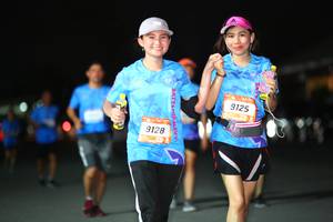 BIB: 9125, 91282
                            <button type="button" onclick="openModal(3189893)" class="btn btn-primary btn-sm float-right btn-popup" data-toggle="modal" data-target=".modal-high-quality">
                        <i class="fas fa-shopping-cart"></i> Add to Cart
                    </button>
                                            <button type="button" onclick="isThisMe(3189893, true)" class="btn btn-success btn-sm float-right btn-popup btn-isme hidden" data-toggle="tooltip" data-placement="bottom" title="นี่คือรูปของคุณใช่ไหม คลิกที่นี่เพื่อเอาเข้าอัลบั้ม">
                        <i class="fas fa-plus"></i> Add to album
                    </button>
                    <button type="button" onclick="isThisMe(3189893, false)" class="btn btn-warning btn-sm float-right btn-popup btn-isnotme hidden">
                        <i class="fas fa-ban"></i> Remove from album
                    </button>