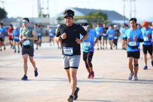 BIB: 6628
                            <button type="button" onclick="openModal(3111103)" class="btn btn-primary btn-sm float-right btn-popup" data-toggle="modal" data-target=".modal-high-quality">
                        <i class="fas fa-shopping-cart"></i> Add to Cart
                    </button>
                                            <button type="button" onclick="isThisMe(3111103, true)" class="btn btn-success btn-sm float-right btn-popup btn-isme hidden" data-toggle="tooltip" data-placement="bottom" title="นี่คือรูปของคุณใช่ไหม คลิกที่นี่เพื่อเอาเข้าอัลบั้ม">
                        <i class="fas fa-plus"></i> Add to album
                    </button>
                    <button type="button" onclick="isThisMe(3111103, false)" class="btn btn-warning btn-sm float-right btn-popup btn-isnotme hidden">
                        <i class="fas fa-ban"></i> Remove from album
                    </button>