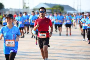 BIB: 8044, 9651
                            <button type="button" onclick="openModal(3155692)" class="btn btn-primary btn-sm float-right btn-popup" data-toggle="modal" data-target=".modal-high-quality">
                        <i class="fas fa-shopping-cart"></i> Add to Cart
                    </button>
                                            <button type="button" onclick="isThisMe(3155692, true)" class="btn btn-success btn-sm float-right btn-popup btn-isme hidden" data-toggle="tooltip" data-placement="bottom" title="นี่คือรูปของคุณใช่ไหม คลิกที่นี่เพื่อเอาเข้าอัลบั้ม">
                        <i class="fas fa-plus"></i> Add to album
                    </button>
                    <button type="button" onclick="isThisMe(3155692, false)" class="btn btn-warning btn-sm float-right btn-popup btn-isnotme hidden">
                        <i class="fas fa-ban"></i> Remove from album
                    </button>