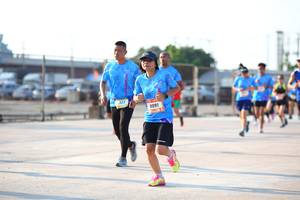 BIB: 8091
                            <button type="button" onclick="openModal(3153774)" class="btn btn-primary btn-sm float-right btn-popup" data-toggle="modal" data-target=".modal-high-quality">
                        <i class="fas fa-shopping-cart"></i> Add to Cart
                    </button>
                                            <button type="button" onclick="isThisMe(3153774, true)" class="btn btn-success btn-sm float-right btn-popup btn-isme hidden" data-toggle="tooltip" data-placement="bottom" title="นี่คือรูปของคุณใช่ไหม คลิกที่นี่เพื่อเอาเข้าอัลบั้ม">
                        <i class="fas fa-plus"></i> Add to album
                    </button>
                    <button type="button" onclick="isThisMe(3153774, false)" class="btn btn-warning btn-sm float-right btn-popup btn-isnotme hidden">
                        <i class="fas fa-ban"></i> Remove from album
                    </button>