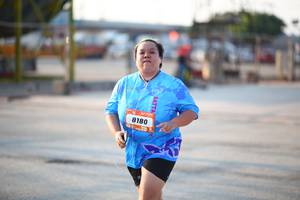 BIB: 8180
                            <button type="button" onclick="openModal(3159781)" class="btn btn-primary btn-sm float-right btn-popup" data-toggle="modal" data-target=".modal-high-quality">
                        <i class="fas fa-shopping-cart"></i> Add to Cart
                    </button>
                                            <button type="button" onclick="isThisMe(3159781, true)" class="btn btn-success btn-sm float-right btn-popup btn-isme hidden" data-toggle="tooltip" data-placement="bottom" title="นี่คือรูปของคุณใช่ไหม คลิกที่นี่เพื่อเอาเข้าอัลบั้ม">
                        <i class="fas fa-plus"></i> Add to album
                    </button>
                    <button type="button" onclick="isThisMe(3159781, false)" class="btn btn-warning btn-sm float-right btn-popup btn-isnotme hidden">
                        <i class="fas fa-ban"></i> Remove from album
                    </button>