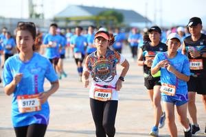 BIB: 8040, 9364, 8024, 9172
                            <button type="button" onclick="openModal(3154857)" class="btn btn-primary btn-sm float-right btn-popup" data-toggle="modal" data-target=".modal-high-quality">
                        <i class="fas fa-shopping-cart"></i> Add to Cart
                    </button>
                                            <button type="button" onclick="isThisMe(3154857, true)" class="btn btn-success btn-sm float-right btn-popup btn-isme hidden" data-toggle="tooltip" data-placement="bottom" title="นี่คือรูปของคุณใช่ไหม คลิกที่นี่เพื่อเอาเข้าอัลบั้ม">
                        <i class="fas fa-plus"></i> Add to album
                    </button>
                    <button type="button" onclick="isThisMe(3154857, false)" class="btn btn-warning btn-sm float-right btn-popup btn-isnotme hidden">
                        <i class="fas fa-ban"></i> Remove from album
                    </button>