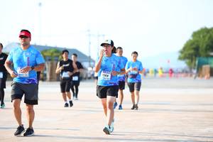 BIB: 568
                            <button type="button" onclick="openModal(3152919)" class="btn btn-primary btn-sm float-right btn-popup" data-toggle="modal" data-target=".modal-high-quality">
                        <i class="fas fa-shopping-cart"></i> Add to Cart
                    </button>
                                            <button type="button" onclick="isThisMe(3152919, true)" class="btn btn-success btn-sm float-right btn-popup btn-isme hidden" data-toggle="tooltip" data-placement="bottom" title="นี่คือรูปของคุณใช่ไหม คลิกที่นี่เพื่อเอาเข้าอัลบั้ม">
                        <i class="fas fa-plus"></i> Add to album
                    </button>
                    <button type="button" onclick="isThisMe(3152919, false)" class="btn btn-warning btn-sm float-right btn-popup btn-isnotme hidden">
                        <i class="fas fa-ban"></i> Remove from album
                    </button>