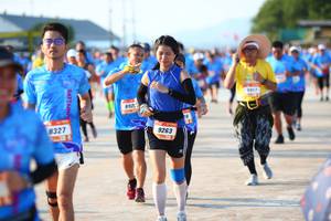 BIB: 892, 8327, 9263
                            <button type="button" onclick="openModal(3156876)" class="btn btn-primary btn-sm float-right btn-popup" data-toggle="modal" data-target=".modal-high-quality">
                        <i class="fas fa-shopping-cart"></i> Add to Cart
                    </button>
                                            <button type="button" onclick="isThisMe(3156876, true)" class="btn btn-success btn-sm float-right btn-popup btn-isme hidden" data-toggle="tooltip" data-placement="bottom" title="นี่คือรูปของคุณใช่ไหม คลิกที่นี่เพื่อเอาเข้าอัลบั้ม">
                        <i class="fas fa-plus"></i> Add to album
                    </button>
                    <button type="button" onclick="isThisMe(3156876, false)" class="btn btn-warning btn-sm float-right btn-popup btn-isnotme hidden">
                        <i class="fas fa-ban"></i> Remove from album
                    </button>