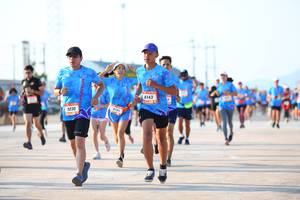 BIB: 143, 230
                            <button type="button" onclick="openModal(3154039)" class="btn btn-primary btn-sm float-right btn-popup" data-toggle="modal" data-target=".modal-high-quality">
                        <i class="fas fa-shopping-cart"></i> Add to Cart
                    </button>
                                            <button type="button" onclick="isThisMe(3154039, true)" class="btn btn-success btn-sm float-right btn-popup btn-isme hidden" data-toggle="tooltip" data-placement="bottom" title="นี่คือรูปของคุณใช่ไหม คลิกที่นี่เพื่อเอาเข้าอัลบั้ม">
                        <i class="fas fa-plus"></i> Add to album
                    </button>
                    <button type="button" onclick="isThisMe(3154039, false)" class="btn btn-warning btn-sm float-right btn-popup btn-isnotme hidden">
                        <i class="fas fa-ban"></i> Remove from album
                    </button>