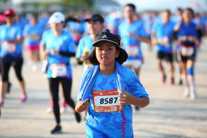 BIB: 8587
                            <button type="button" onclick="openModal(3156848)" class="btn btn-primary btn-sm float-right btn-popup" data-toggle="modal" data-target=".modal-high-quality">
                        <i class="fas fa-shopping-cart"></i> Add to Cart
                    </button>
                                            <button type="button" onclick="isThisMe(3156848, true)" class="btn btn-success btn-sm float-right btn-popup btn-isme hidden" data-toggle="tooltip" data-placement="bottom" title="นี่คือรูปของคุณใช่ไหม คลิกที่นี่เพื่อเอาเข้าอัลบั้ม">
                        <i class="fas fa-plus"></i> Add to album
                    </button>
                    <button type="button" onclick="isThisMe(3156848, false)" class="btn btn-warning btn-sm float-right btn-popup btn-isnotme hidden">
                        <i class="fas fa-ban"></i> Remove from album
                    </button>