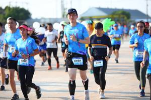 BIB: 682, 6830, 7251, 6469, 6484
                            <button type="button" onclick="openModal(3110045)" class="btn btn-primary btn-sm float-right btn-popup" data-toggle="modal" data-target=".modal-high-quality">
                        <i class="fas fa-shopping-cart"></i> Add to Cart
                    </button>
                                            <button type="button" onclick="isThisMe(3110045, true)" class="btn btn-success btn-sm float-right btn-popup btn-isme hidden" data-toggle="tooltip" data-placement="bottom" title="นี่คือรูปของคุณใช่ไหม คลิกที่นี่เพื่อเอาเข้าอัลบั้ม">
                        <i class="fas fa-plus"></i> Add to album
                    </button>
                    <button type="button" onclick="isThisMe(3110045, false)" class="btn btn-warning btn-sm float-right btn-popup btn-isnotme hidden">
                        <i class="fas fa-ban"></i> Remove from album
                    </button>