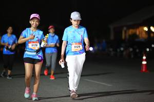 BIB: 9126, 9129
                            <button type="button" onclick="openModal(3190658)" class="btn btn-primary btn-sm float-right btn-popup" data-toggle="modal" data-target=".modal-high-quality">
                        <i class="fas fa-shopping-cart"></i> Add to Cart
                    </button>
                                            <button type="button" onclick="isThisMe(3190658, true)" class="btn btn-success btn-sm float-right btn-popup btn-isme hidden" data-toggle="tooltip" data-placement="bottom" title="นี่คือรูปของคุณใช่ไหม คลิกที่นี่เพื่อเอาเข้าอัลบั้ม">
                        <i class="fas fa-plus"></i> Add to album
                    </button>
                    <button type="button" onclick="isThisMe(3190658, false)" class="btn btn-warning btn-sm float-right btn-popup btn-isnotme hidden">
                        <i class="fas fa-ban"></i> Remove from album
                    </button>