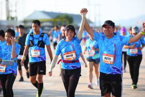 BIB: 992, 8018, 8015
                            <button type="button" onclick="openModal(3157819)" class="btn btn-primary btn-sm float-right btn-popup" data-toggle="modal" data-target=".modal-high-quality">
                        <i class="fas fa-shopping-cart"></i> Add to Cart
                    </button>
                                            <button type="button" onclick="isThisMe(3157819, true)" class="btn btn-success btn-sm float-right btn-popup btn-isme hidden" data-toggle="tooltip" data-placement="bottom" title="นี่คือรูปของคุณใช่ไหม คลิกที่นี่เพื่อเอาเข้าอัลบั้ม">
                        <i class="fas fa-plus"></i> Add to album
                    </button>
                    <button type="button" onclick="isThisMe(3157819, false)" class="btn btn-warning btn-sm float-right btn-popup btn-isnotme hidden">
                        <i class="fas fa-ban"></i> Remove from album
                    </button>