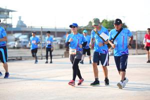 BIB: 042
                            <button type="button" onclick="openModal(3159151)" class="btn btn-primary btn-sm float-right btn-popup" data-toggle="modal" data-target=".modal-high-quality">
                        <i class="fas fa-shopping-cart"></i> Add to Cart
                    </button>
                                            <button type="button" onclick="isThisMe(3159151, true)" class="btn btn-success btn-sm float-right btn-popup btn-isme hidden" data-toggle="tooltip" data-placement="bottom" title="นี่คือรูปของคุณใช่ไหม คลิกที่นี่เพื่อเอาเข้าอัลบั้ม">
                        <i class="fas fa-plus"></i> Add to album
                    </button>
                    <button type="button" onclick="isThisMe(3159151, false)" class="btn btn-warning btn-sm float-right btn-popup btn-isnotme hidden">
                        <i class="fas fa-ban"></i> Remove from album
                    </button>