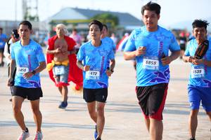 BIB: 6859, 5450, 539, 472
                            <button type="button" onclick="openModal(3152730)" class="btn btn-primary btn-sm float-right btn-popup" data-toggle="modal" data-target=".modal-high-quality">
                        <i class="fas fa-shopping-cart"></i> Add to Cart
                    </button>
                                            <button type="button" onclick="isThisMe(3152730, true)" class="btn btn-success btn-sm float-right btn-popup btn-isme hidden" data-toggle="tooltip" data-placement="bottom" title="นี่คือรูปของคุณใช่ไหม คลิกที่นี่เพื่อเอาเข้าอัลบั้ม">
                        <i class="fas fa-plus"></i> Add to album
                    </button>
                    <button type="button" onclick="isThisMe(3152730, false)" class="btn btn-warning btn-sm float-right btn-popup btn-isnotme hidden">
                        <i class="fas fa-ban"></i> Remove from album
                    </button>