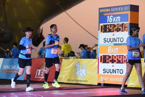 BIB: 890
                            <button type="button" onclick="openModal(3367805)" class="btn btn-primary btn-sm float-right btn-popup" data-toggle="modal" data-target=".modal-high-quality">
                        <i class="fas fa-shopping-cart"></i> Add to Cart
                    </button>
                                            <button type="button" onclick="isThisMe(3367805, true)" class="btn btn-success btn-sm float-right btn-popup btn-isme hidden" data-toggle="tooltip" data-placement="bottom" title="นี่คือรูปของคุณใช่ไหม คลิกที่นี่เพื่อเอาเข้าอัลบั้ม">
                        <i class="fas fa-plus"></i> Add to album
                    </button>
                    <button type="button" onclick="isThisMe(3367805, false)" class="btn btn-warning btn-sm float-right btn-popup btn-isnotme hidden">
                        <i class="fas fa-ban"></i> Remove from album
                    </button>