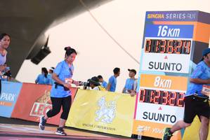 BIB: 624
                            <button type="button" onclick="openModal(3364079)" class="btn btn-primary btn-sm float-right btn-popup" data-toggle="modal" data-target=".modal-high-quality">
                        <i class="fas fa-shopping-cart"></i> Add to Cart
                    </button>
                                            <button type="button" onclick="isThisMe(3364079, true)" class="btn btn-success btn-sm float-right btn-popup btn-isme hidden" data-toggle="tooltip" data-placement="bottom" title="นี่คือรูปของคุณใช่ไหม คลิกที่นี่เพื่อเอาเข้าอัลบั้ม">
                        <i class="fas fa-plus"></i> Add to album
                    </button>
                    <button type="button" onclick="isThisMe(3364079, false)" class="btn btn-warning btn-sm float-right btn-popup btn-isnotme hidden">
                        <i class="fas fa-ban"></i> Remove from album
                    </button>