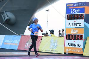 BIB: 0493, 010, 190, 8683
                            <button type="button" onclick="openModal(3356037)" class="btn btn-primary btn-sm float-right btn-popup" data-toggle="modal" data-target=".modal-high-quality">
                        <i class="fas fa-shopping-cart"></i> Add to Cart
                    </button>
                                            <button type="button" onclick="isThisMe(3356037, true)" class="btn btn-success btn-sm float-right btn-popup btn-isme hidden" data-toggle="tooltip" data-placement="bottom" title="นี่คือรูปของคุณใช่ไหม คลิกที่นี่เพื่อเอาเข้าอัลบั้ม">
                        <i class="fas fa-plus"></i> Add to album
                    </button>
                    <button type="button" onclick="isThisMe(3356037, false)" class="btn btn-warning btn-sm float-right btn-popup btn-isnotme hidden">
                        <i class="fas fa-ban"></i> Remove from album
                    </button>