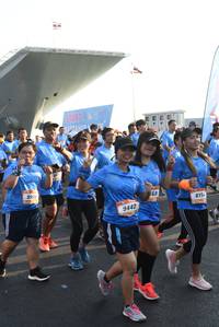 BIB: 390, 815, 9442
                            <button type="button" onclick="openModal(3346639)" class="btn btn-primary btn-sm float-right btn-popup" data-toggle="modal" data-target=".modal-high-quality">
                        <i class="fas fa-shopping-cart"></i> Add to Cart
                    </button>
                                            <button type="button" onclick="isThisMe(3346639, true)" class="btn btn-success btn-sm float-right btn-popup btn-isme hidden" data-toggle="tooltip" data-placement="bottom" title="นี่คือรูปของคุณใช่ไหม คลิกที่นี่เพื่อเอาเข้าอัลบั้ม">
                        <i class="fas fa-plus"></i> Add to album
                    </button>
                    <button type="button" onclick="isThisMe(3346639, false)" class="btn btn-warning btn-sm float-right btn-popup btn-isnotme hidden">
                        <i class="fas fa-ban"></i> Remove from album
                    </button>