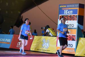 BIB: 04606
                            <button type="button" onclick="openModal(3368278)" class="btn btn-primary btn-sm float-right btn-popup" data-toggle="modal" data-target=".modal-high-quality">
                        <i class="fas fa-shopping-cart"></i> Add to Cart
                    </button>
                                            <button type="button" onclick="isThisMe(3368278, true)" class="btn btn-success btn-sm float-right btn-popup btn-isme hidden" data-toggle="tooltip" data-placement="bottom" title="นี่คือรูปของคุณใช่ไหม คลิกที่นี่เพื่อเอาเข้าอัลบั้ม">
                        <i class="fas fa-plus"></i> Add to album
                    </button>
                    <button type="button" onclick="isThisMe(3368278, false)" class="btn btn-warning btn-sm float-right btn-popup btn-isnotme hidden">
                        <i class="fas fa-ban"></i> Remove from album
                    </button>