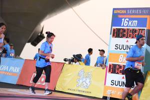 BIB: 382
                            <button type="button" onclick="openModal(3364073)" class="btn btn-primary btn-sm float-right btn-popup" data-toggle="modal" data-target=".modal-high-quality">
                        <i class="fas fa-shopping-cart"></i> Add to Cart
                    </button>
                                            <button type="button" onclick="isThisMe(3364073, true)" class="btn btn-success btn-sm float-right btn-popup btn-isme hidden" data-toggle="tooltip" data-placement="bottom" title="นี่คือรูปของคุณใช่ไหม คลิกที่นี่เพื่อเอาเข้าอัลบั้ม">
                        <i class="fas fa-plus"></i> Add to album
                    </button>
                    <button type="button" onclick="isThisMe(3364073, false)" class="btn btn-warning btn-sm float-right btn-popup btn-isnotme hidden">
                        <i class="fas fa-ban"></i> Remove from album
                    </button>