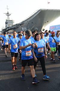 BIB: 892, 9311, 9310
                            <button type="button" onclick="openModal(3347196)" class="btn btn-primary btn-sm float-right btn-popup" data-toggle="modal" data-target=".modal-high-quality">
                        <i class="fas fa-shopping-cart"></i> Add to Cart
                    </button>
                                            <button type="button" onclick="isThisMe(3347196, true)" class="btn btn-success btn-sm float-right btn-popup btn-isme hidden" data-toggle="tooltip" data-placement="bottom" title="นี่คือรูปของคุณใช่ไหม คลิกที่นี่เพื่อเอาเข้าอัลบั้ม">
                        <i class="fas fa-plus"></i> Add to album
                    </button>
                    <button type="button" onclick="isThisMe(3347196, false)" class="btn btn-warning btn-sm float-right btn-popup btn-isnotme hidden">
                        <i class="fas fa-ban"></i> Remove from album
                    </button>