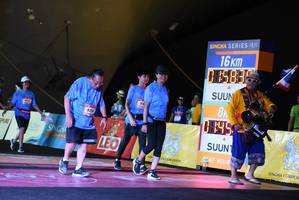 BIB: 3358
                            <button type="button" onclick="openModal(3369930)" class="btn btn-primary btn-sm float-right btn-popup" data-toggle="modal" data-target=".modal-high-quality">
                        <i class="fas fa-shopping-cart"></i> Add to Cart
                    </button>
                                            <button type="button" onclick="isThisMe(3369930, true)" class="btn btn-success btn-sm float-right btn-popup btn-isme hidden" data-toggle="tooltip" data-placement="bottom" title="นี่คือรูปของคุณใช่ไหม คลิกที่นี่เพื่อเอาเข้าอัลบั้ม">
                        <i class="fas fa-plus"></i> Add to album
                    </button>
                    <button type="button" onclick="isThisMe(3369930, false)" class="btn btn-warning btn-sm float-right btn-popup btn-isnotme hidden">
                        <i class="fas fa-ban"></i> Remove from album
                    </button>