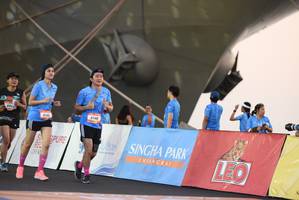 BIB: 6148
                            <button type="button" onclick="openModal(3363923)" class="btn btn-primary btn-sm float-right btn-popup" data-toggle="modal" data-target=".modal-high-quality">
                        <i class="fas fa-shopping-cart"></i> Add to Cart
                    </button>
                                            <button type="button" onclick="isThisMe(3363923, true)" class="btn btn-success btn-sm float-right btn-popup btn-isme hidden" data-toggle="tooltip" data-placement="bottom" title="นี่คือรูปของคุณใช่ไหม คลิกที่นี่เพื่อเอาเข้าอัลบั้ม">
                        <i class="fas fa-plus"></i> Add to album
                    </button>
                    <button type="button" onclick="isThisMe(3363923, false)" class="btn btn-warning btn-sm float-right btn-popup btn-isnotme hidden">
                        <i class="fas fa-ban"></i> Remove from album
                    </button>