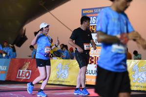 BIB: 838
                            <button type="button" onclick="openModal(3367910)" class="btn btn-primary btn-sm float-right btn-popup" data-toggle="modal" data-target=".modal-high-quality">
                        <i class="fas fa-shopping-cart"></i> Add to Cart
                    </button>
                                            <button type="button" onclick="isThisMe(3367910, true)" class="btn btn-success btn-sm float-right btn-popup btn-isme hidden" data-toggle="tooltip" data-placement="bottom" title="นี่คือรูปของคุณใช่ไหม คลิกที่นี่เพื่อเอาเข้าอัลบั้ม">
                        <i class="fas fa-plus"></i> Add to album
                    </button>
                    <button type="button" onclick="isThisMe(3367910, false)" class="btn btn-warning btn-sm float-right btn-popup btn-isnotme hidden">
                        <i class="fas fa-ban"></i> Remove from album
                    </button>