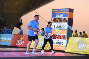 BIB: 827
                            <button type="button" onclick="openModal(3366294)" class="btn btn-primary btn-sm float-right btn-popup" data-toggle="modal" data-target=".modal-high-quality">
                        <i class="fas fa-shopping-cart"></i> Add to Cart
                    </button>
                                            <button type="button" onclick="isThisMe(3366294, true)" class="btn btn-success btn-sm float-right btn-popup btn-isme hidden" data-toggle="tooltip" data-placement="bottom" title="นี่คือรูปของคุณใช่ไหม คลิกที่นี่เพื่อเอาเข้าอัลบั้ม">
                        <i class="fas fa-plus"></i> Add to album
                    </button>
                    <button type="button" onclick="isThisMe(3366294, false)" class="btn btn-warning btn-sm float-right btn-popup btn-isnotme hidden">
                        <i class="fas fa-ban"></i> Remove from album
                    </button>